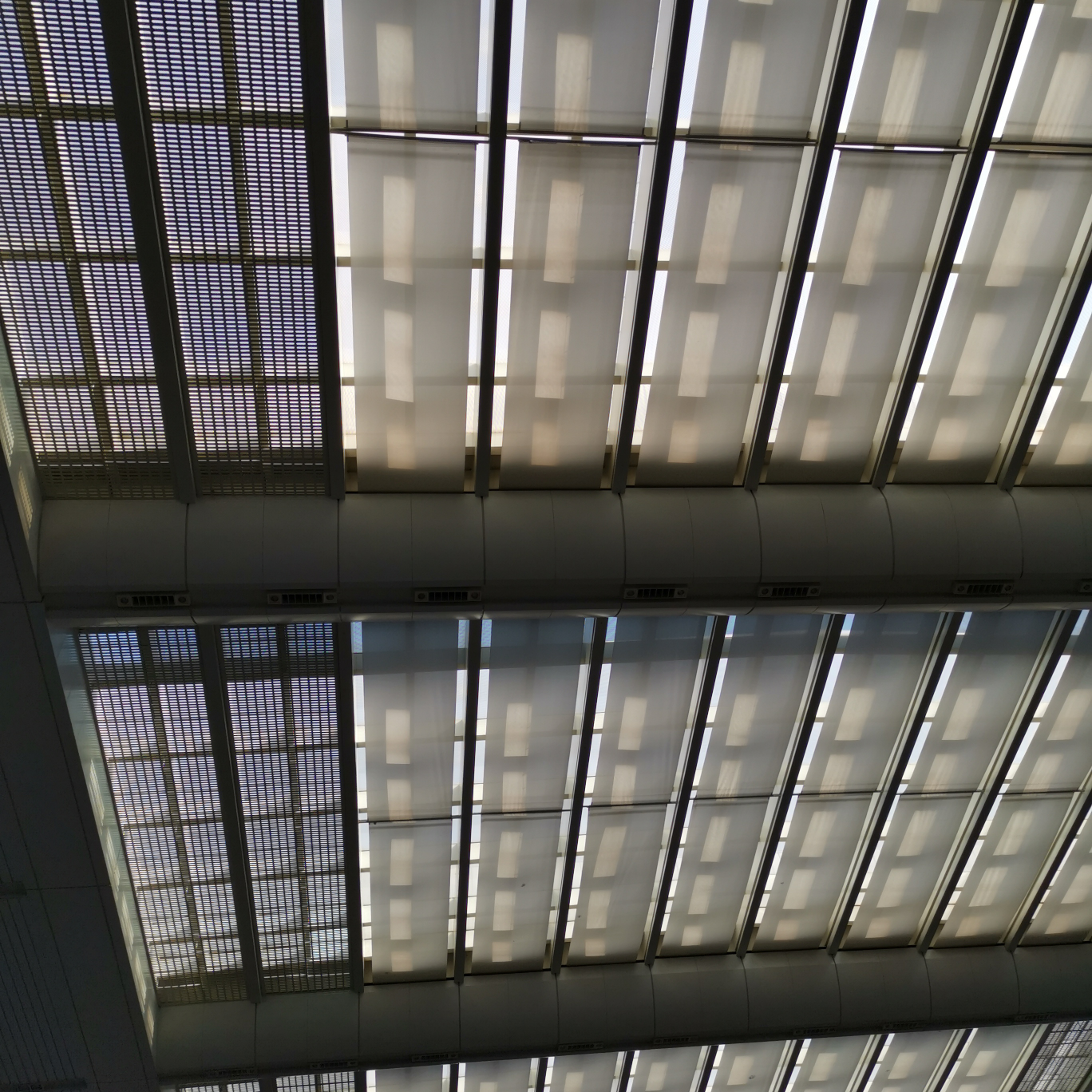 上海宜兰贵斯酒店有限公司